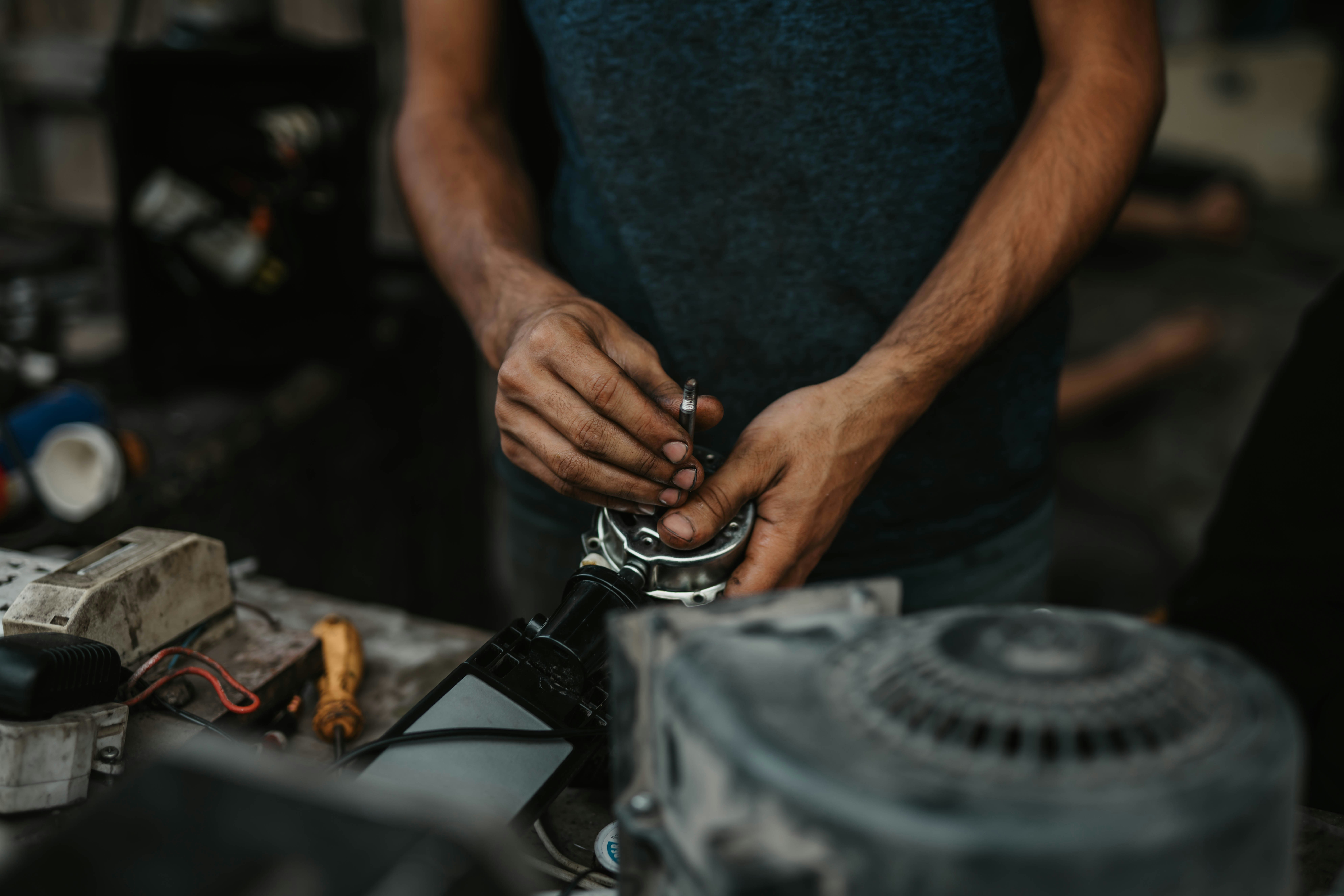 Bulk auto parts supplier providing automotive parts in volume for repair shops, fleet operators, businesses, and retail customers
